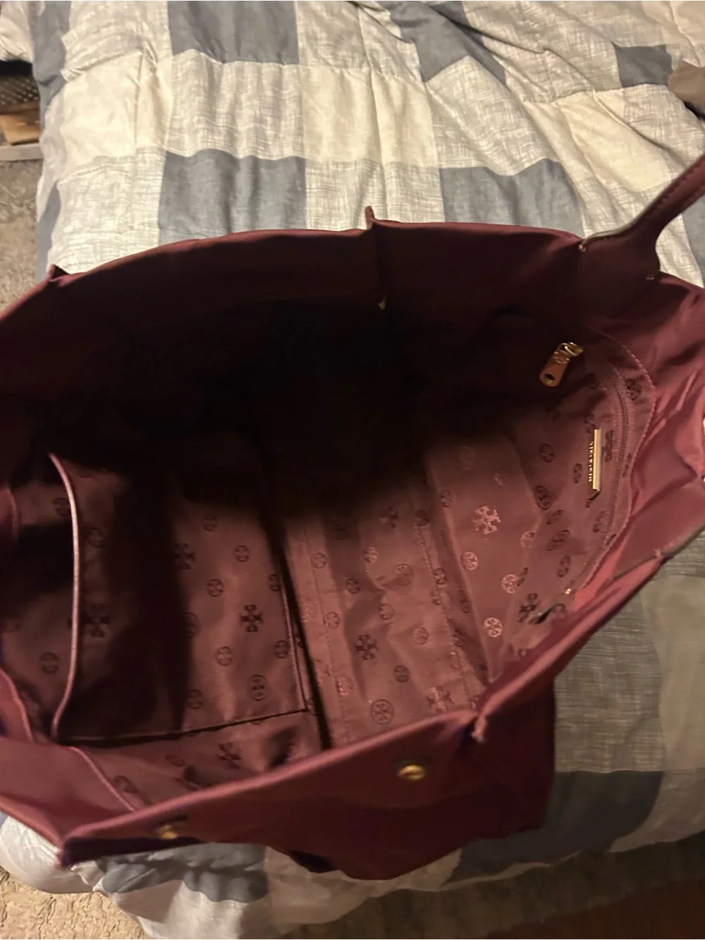 Tory Burch Bordeaux large Tote with Logo Medallion